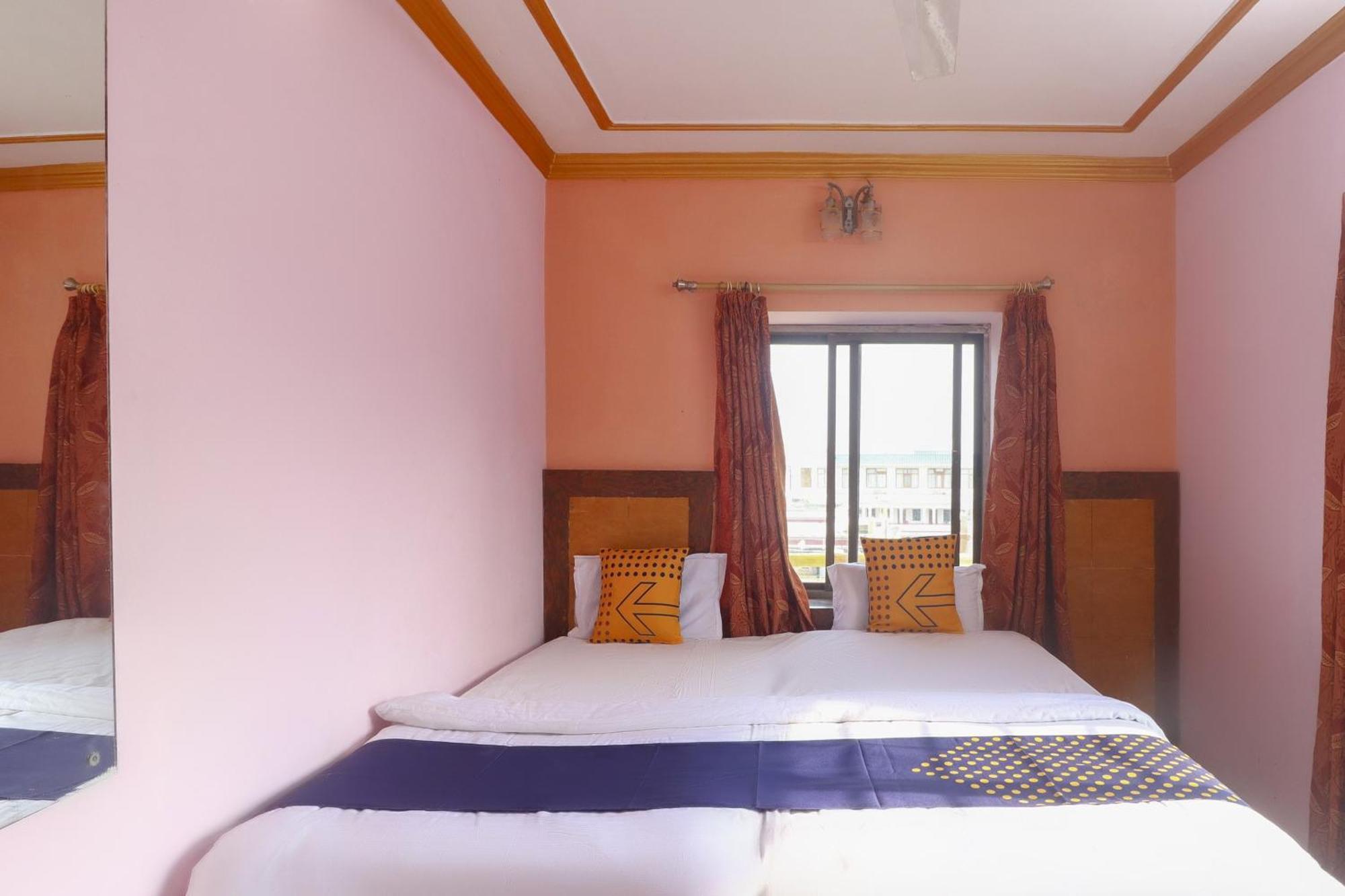 Spot On 75963 Hotel Prince Bodh Gaya Ngoại thất bức ảnh